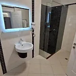 Отель Frekel