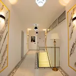 Frekel فندق Yzberishti