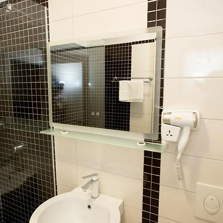 Hotel Frekel 3*