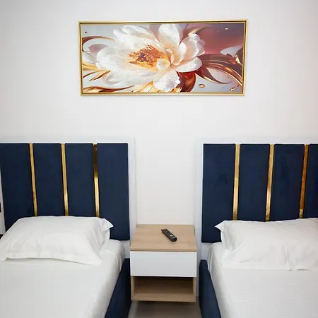 Hotel Frekel 3*