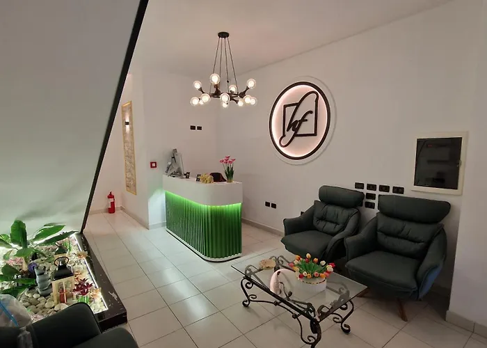 Frekel Hotel Yzberishti